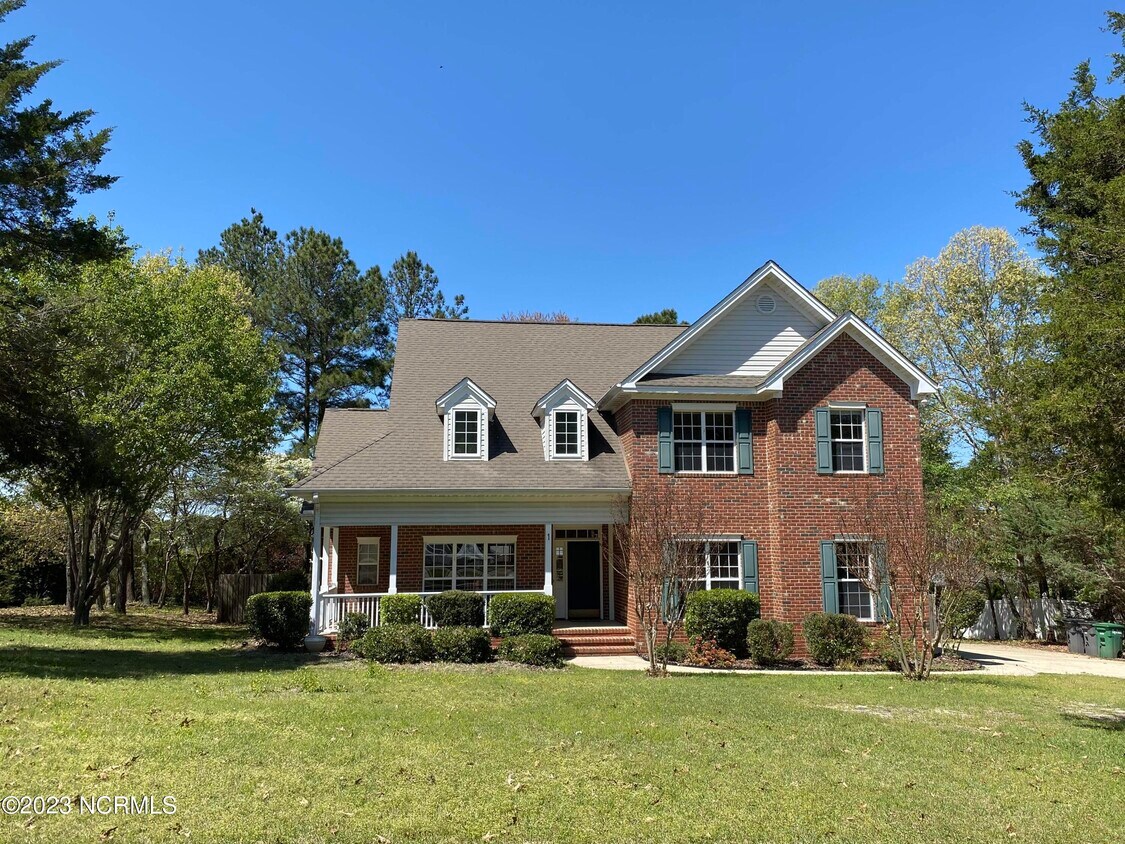 1 Starlit Ct, Pinehurst, NC 28374 House Rental in Pinehurst, NC