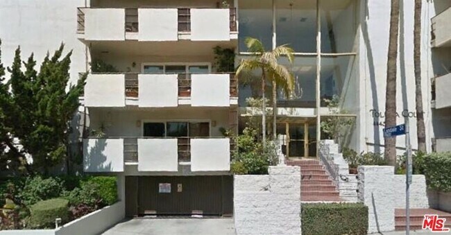 Foto del edificio - 4445 Cartwright Ave