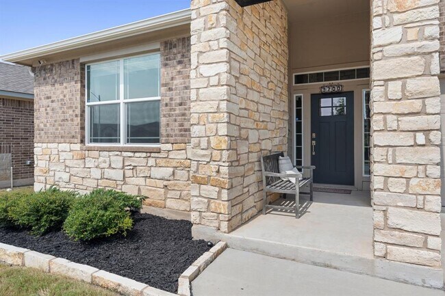 Building Photo - 9200 Alex Ln