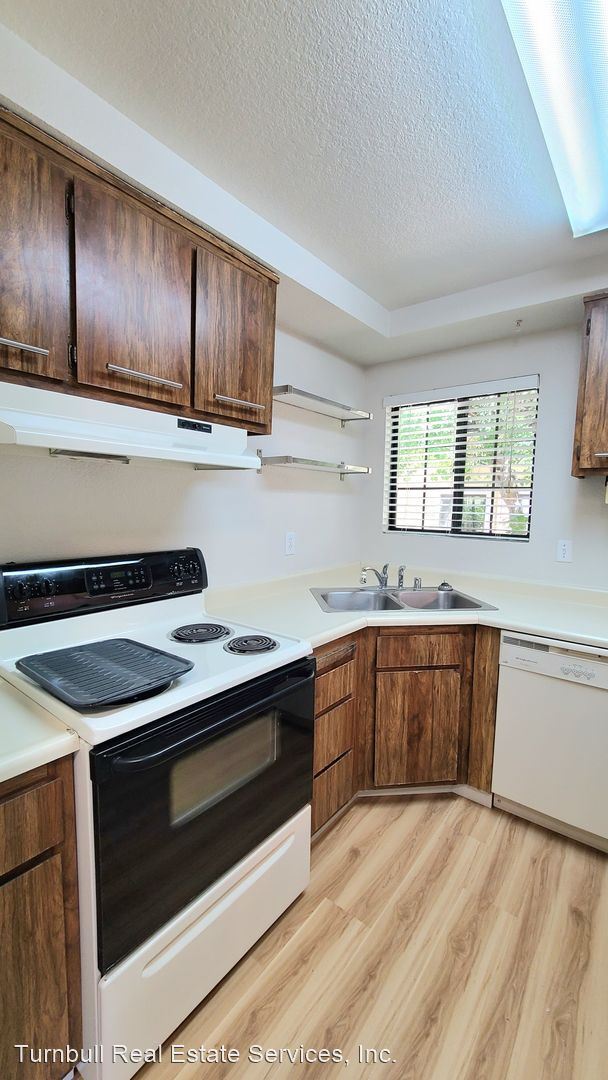 Building Photo - 2 br, 1 bath House - 7441 AUBURN OAKS CT U...