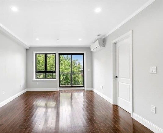 Foto principal - 84 Chauncey St