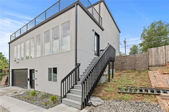 Foto principal - 1400 W Alaska Pl