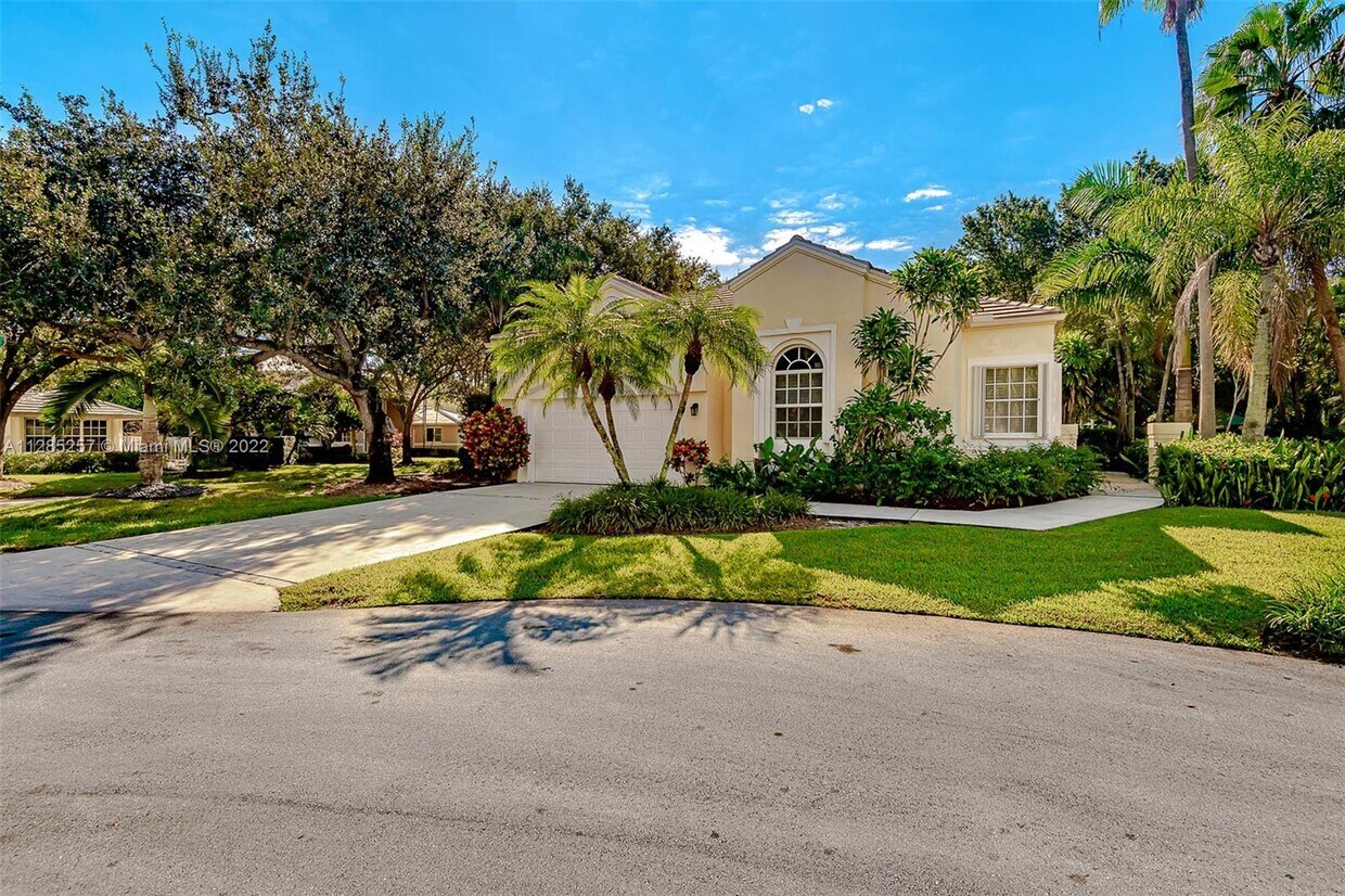 2195 Bay Ct, Weston, FL 33326 House Rental in Weston, FL