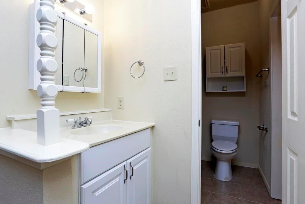 Foto principal - 9009 Richmond Ave.