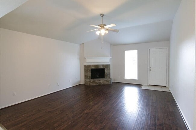 Building Photo - 21903 Silverfield Park Ln