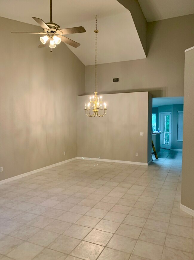 Foto del edificio - 1729 Heron Cove Dr