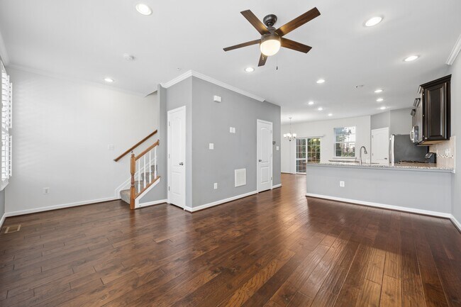 Building Photo - 6228 Newport Pl