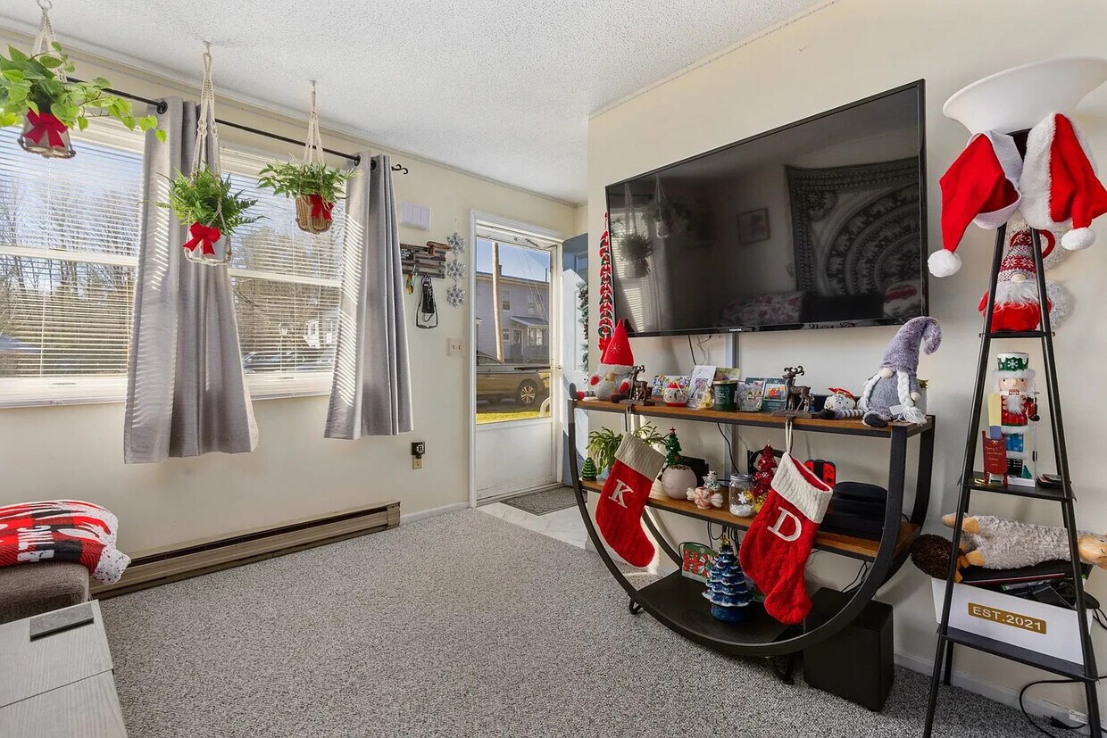 Foto principal - 65 6th St