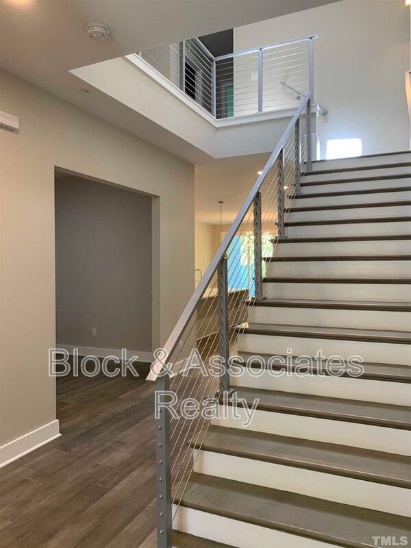 Building Photo - 4016 Southpoint Lndg Wy