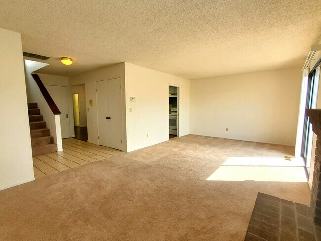 Foto del edificio - 37763 Cedar Blvd