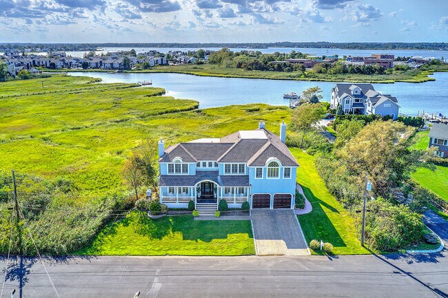 Foto del edificio - 30 Columbus Dr