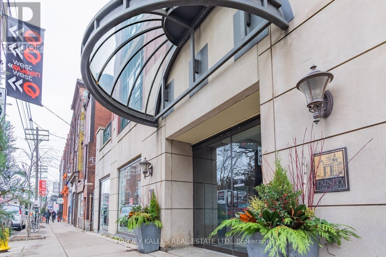 Photo principale - 901-901 Queen St W