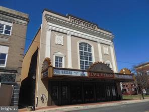 Primary Photo - 131 N High St