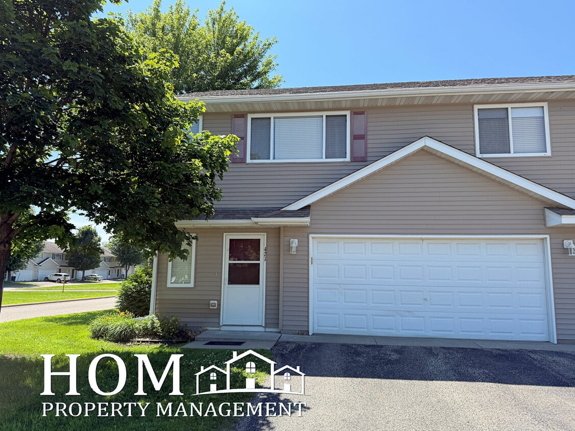 Photo - 421 Tanager Path (Mankato, MN)