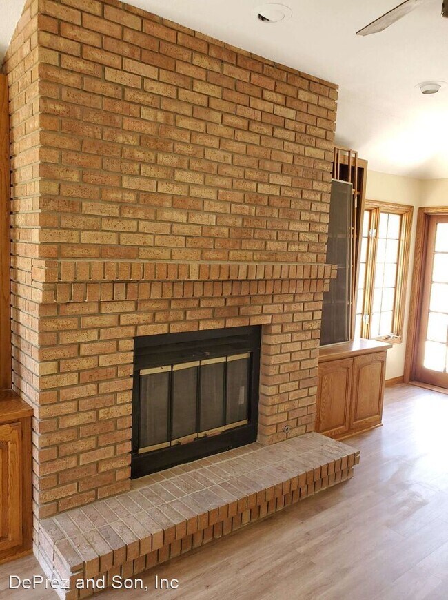 Building Photo - 4 br, 2 bath House - 1919 WINNEY CIRCLE