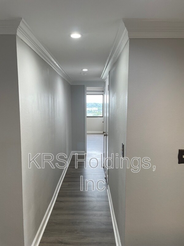 Foto del edificio - 6101 Edsall Rd