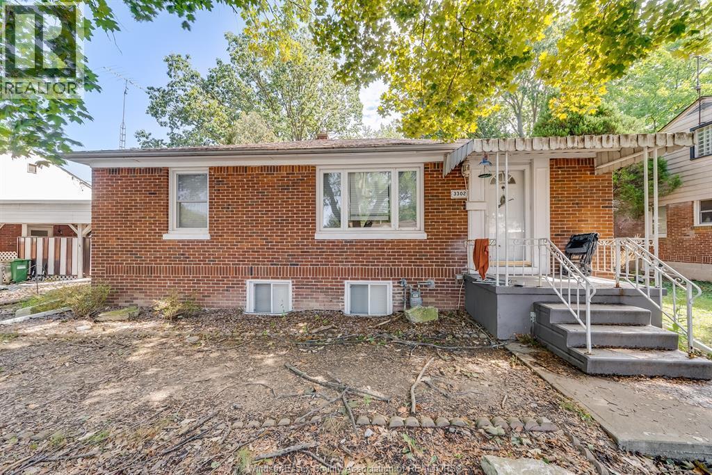 Primary Photo - 3302 Curry Ave