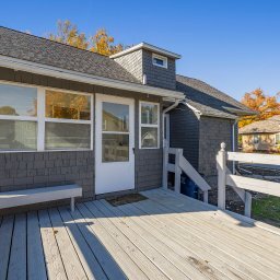 Building Photo - 601 Rumely St