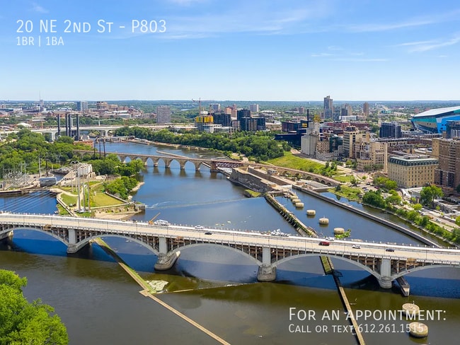 Building Photo - 20 NE 2nd St