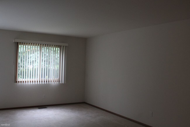 Foto del edificio - 3 br, 1.5 bath Duplex - 2400 Morning Dawn Dr