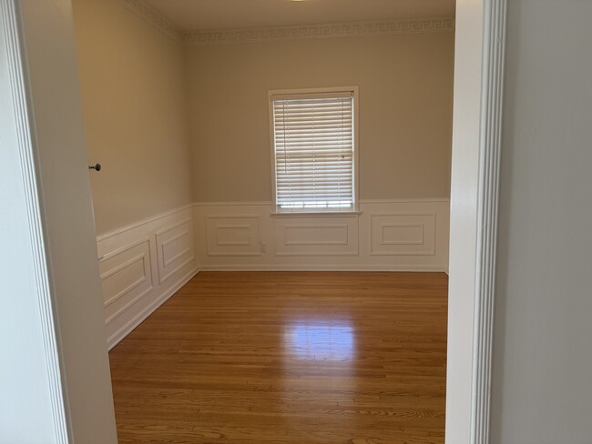 Formal Dining Room - 1068 S Orange Grove Ave