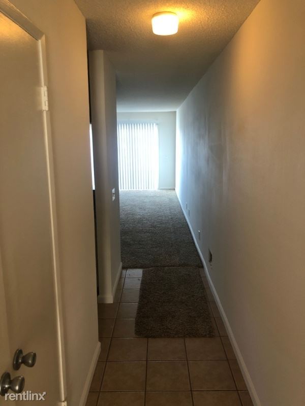 Building Photo - 3 br, 2 bath Condo - 341 E Surfside Dr