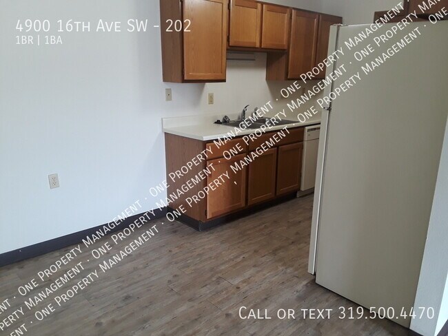 Building Photo - 4900 16th Ave SW