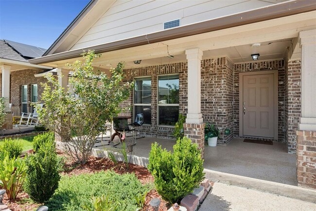Building Photo - 113 Reagor Dr