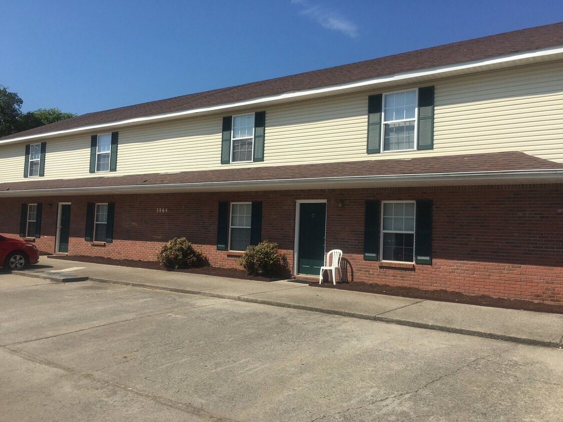 Primary Photo - 3864 Northeast Dr