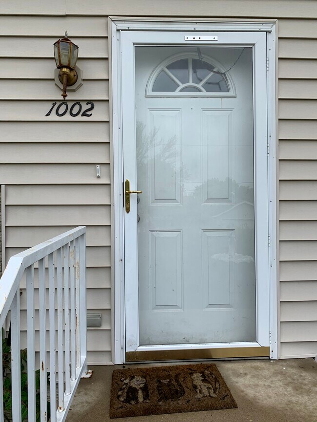 Foto del edificio - 1002 Quarry Ave SW