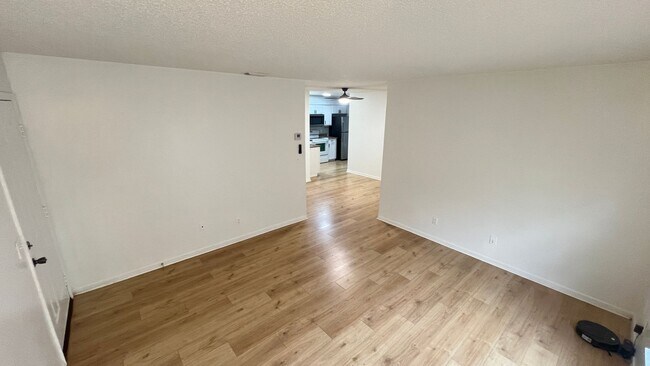 Foto del edificio - $550 OFF First Month! Cozy 2BD/2BA Condo Near Beaches – Quiet Living in Palm Bay