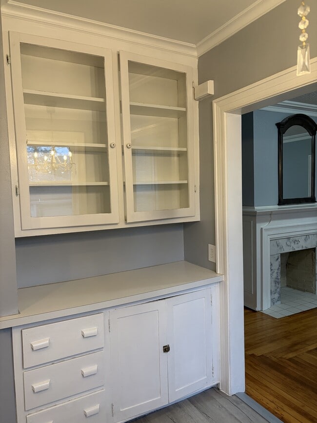 Foto del edificio - 1556 Virginia St E