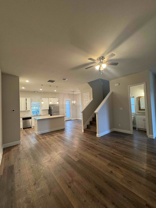Photo - 4933-5015 Villas Dr (Sanger, TX) Apartment