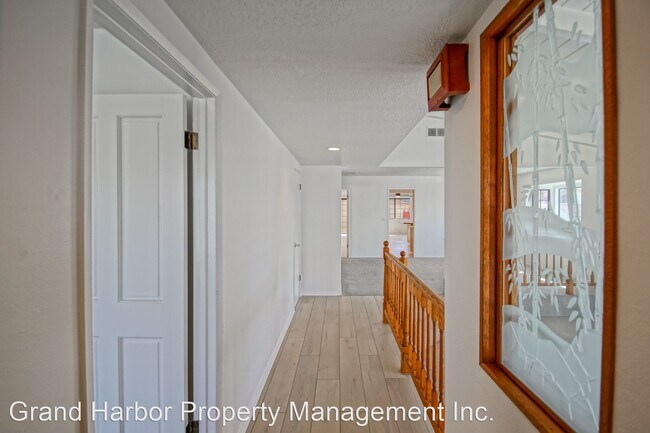 Foto del edificio - 3 br, 2 bath House - 3500 Walnut Avenue