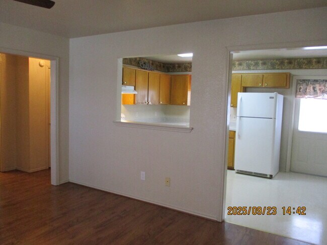 Foto del edificio - 163 Armadillo Ln