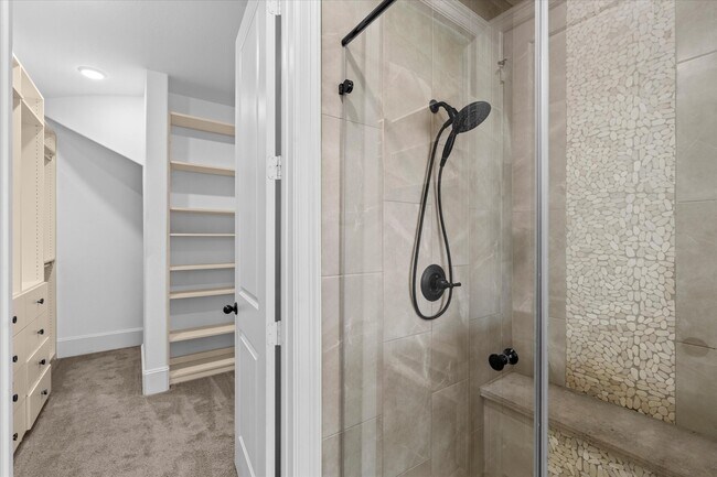 Foto del edificio - 14731 Breyana Park Ln