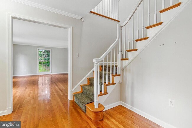 Foto del edificio - 9803 Spring Ridge Ln