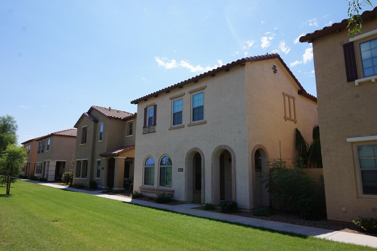Foto principal - 4756 E Bonanza Rd
