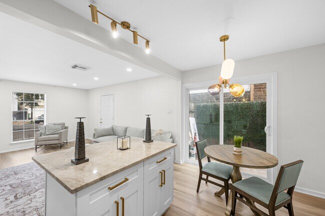 Foto del edificio - 2012 Brun St