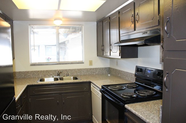 Foto del edificio - 1414 W Swift Ave