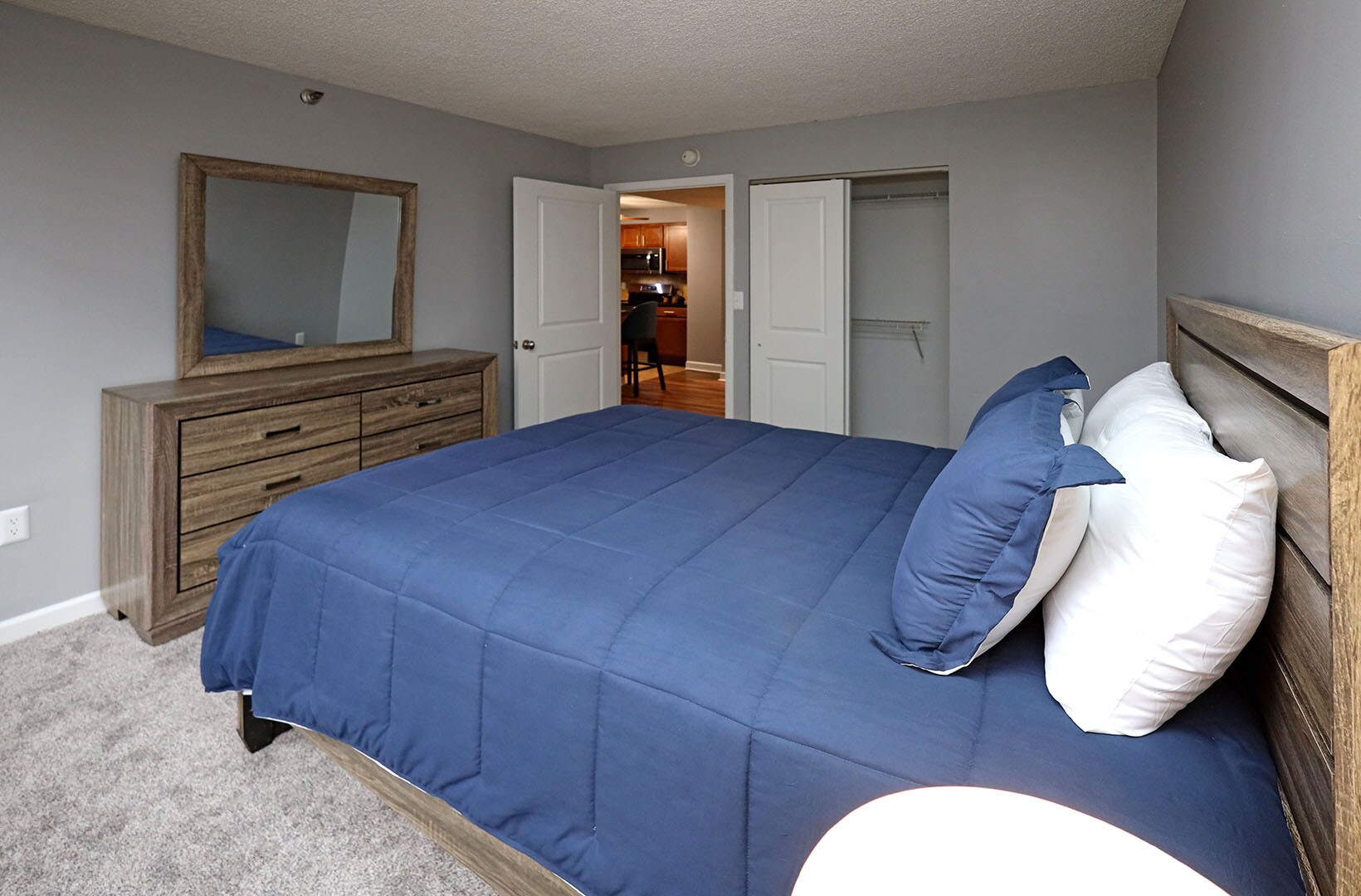 Reserve Square Apartments – photo 5