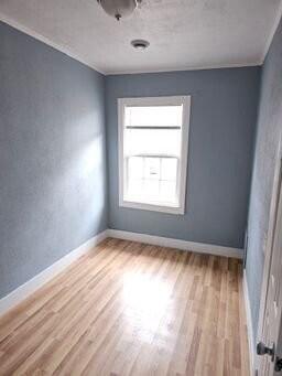 Foto del edificio - 2411 W Grand St