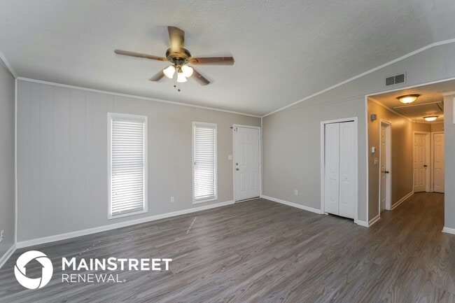 Building Photo - 7710 Dominique Dr