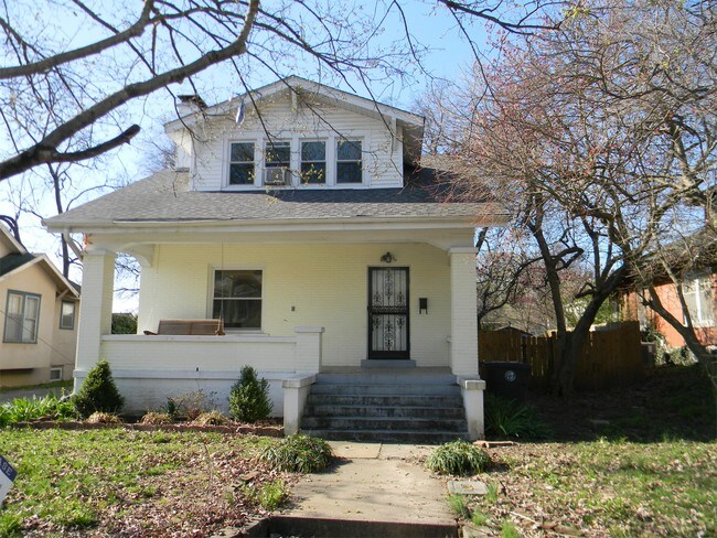 Foto del edificio - 1425 Bessie St