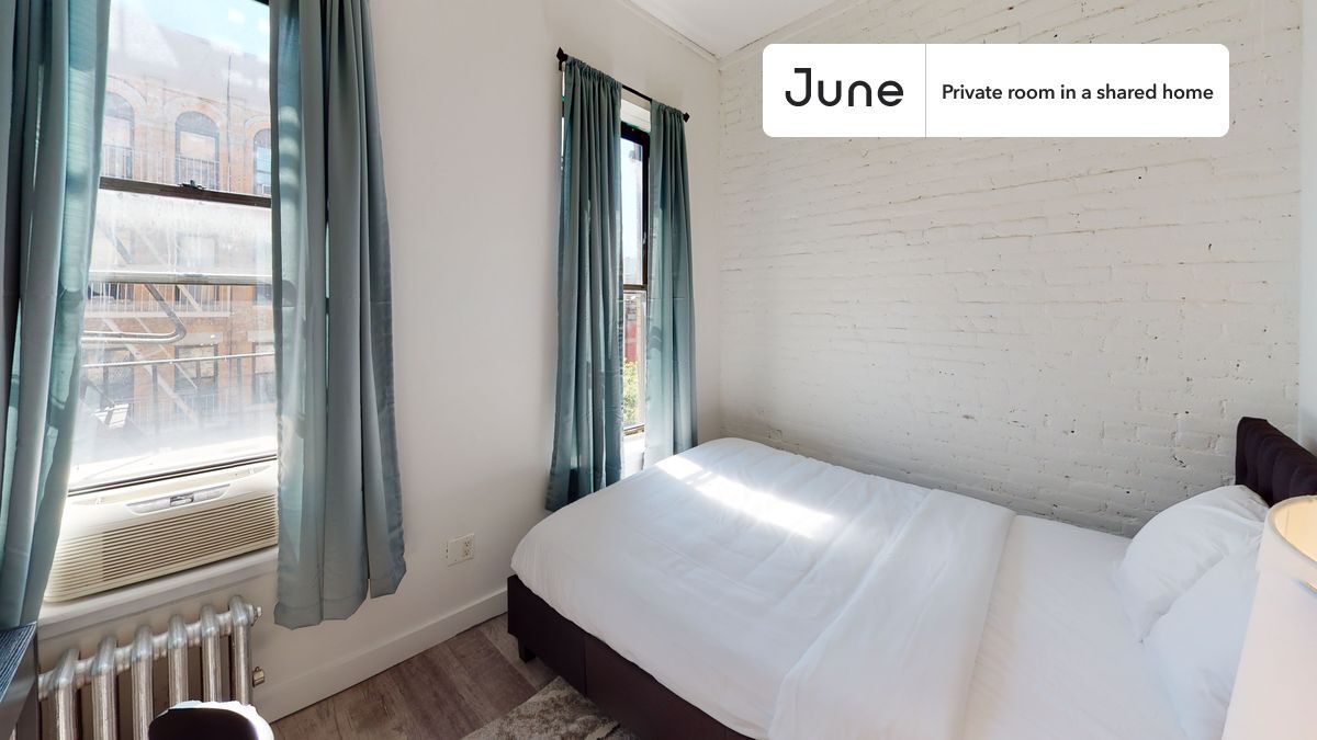 Private bedroom in 2 bed/1 bath Home - Private bedroom in 2 bed/1 bath Home