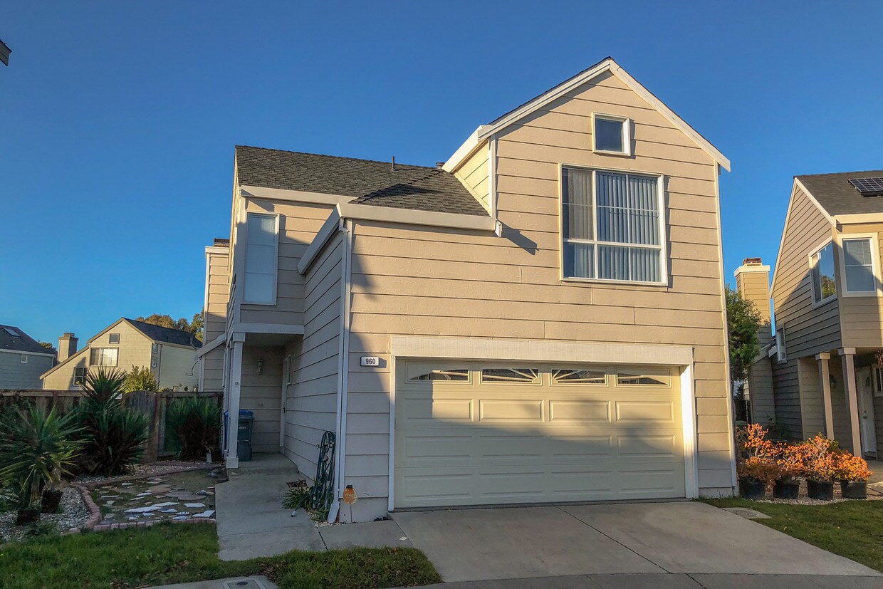 960 Topaz Ct, Vallejo, CA 94590 House Rental in Vallejo, CA