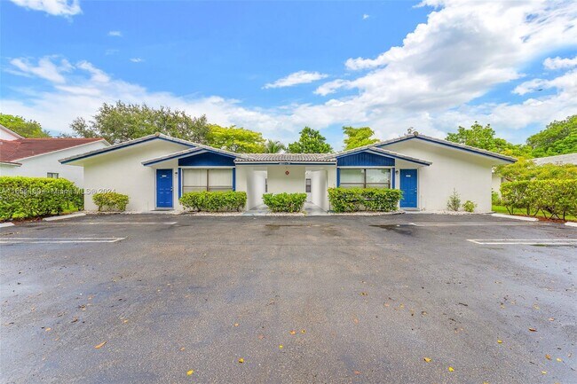 Building Photo - 10379 NW 35th St