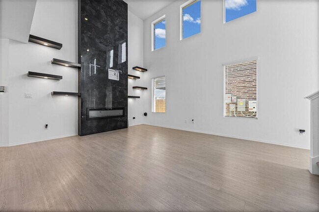 Foto del edificio - 17911 Prairie Falcon Wy
