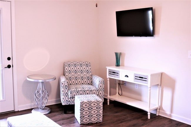 Sala de estar - Nicholas Place Apartments