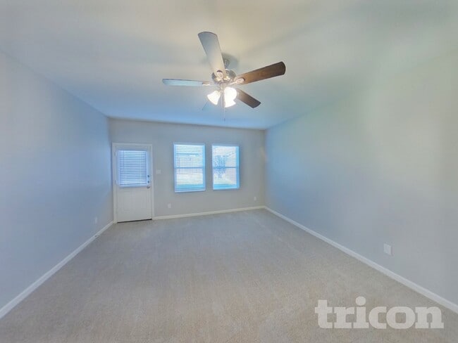 Building Photo - 418 Madison Way